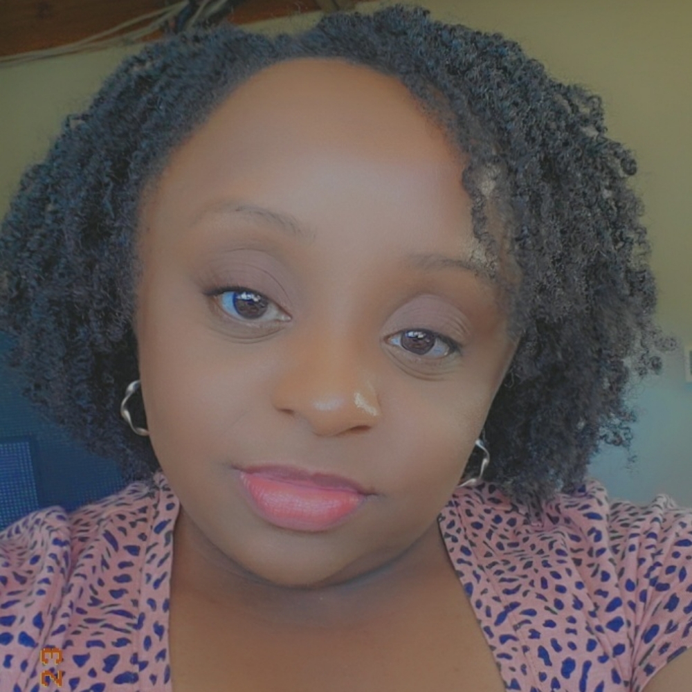 Meet your Posher, Cheri